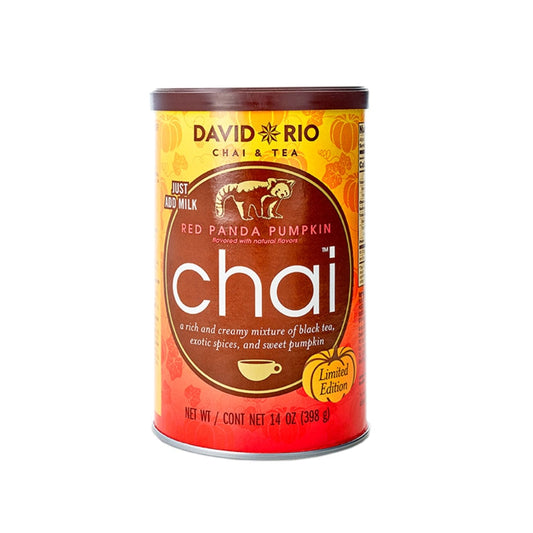 Dåse med David Rio Red Panda Pumpkin Chai – krydret chai-te med smag af græskartærte, dekoreret med rød panda-motiv